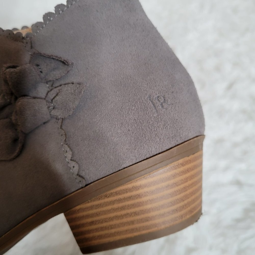 Jack Rogers Gray Kali Suede Ankle Bootie Boot - Size 9.5 - Picture 6 of 11